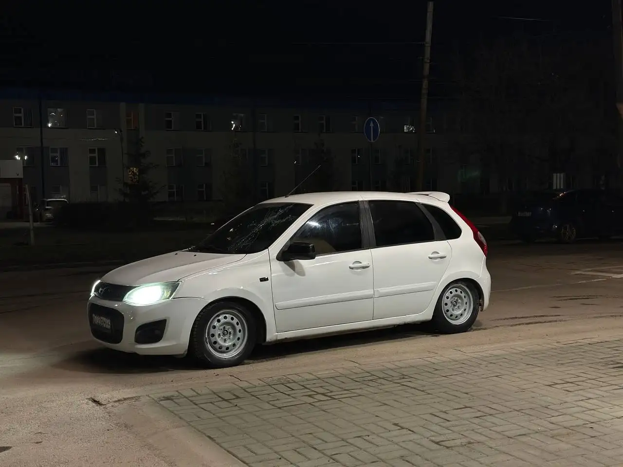 Продажа автомобиля 2014 года с пробегом 140ткм - Авто в Санкт-Петербург