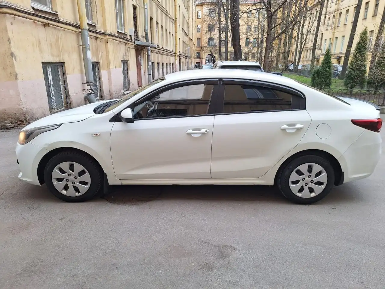 Продажа KIA Rio 4 поколения 2018 года - Легковые автомобили (Авто) в Санкт-Петербург