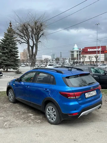 Продажа Kia Rio X-Line 2019 года на автомате - Новые автомобили в Санкт-Петербург