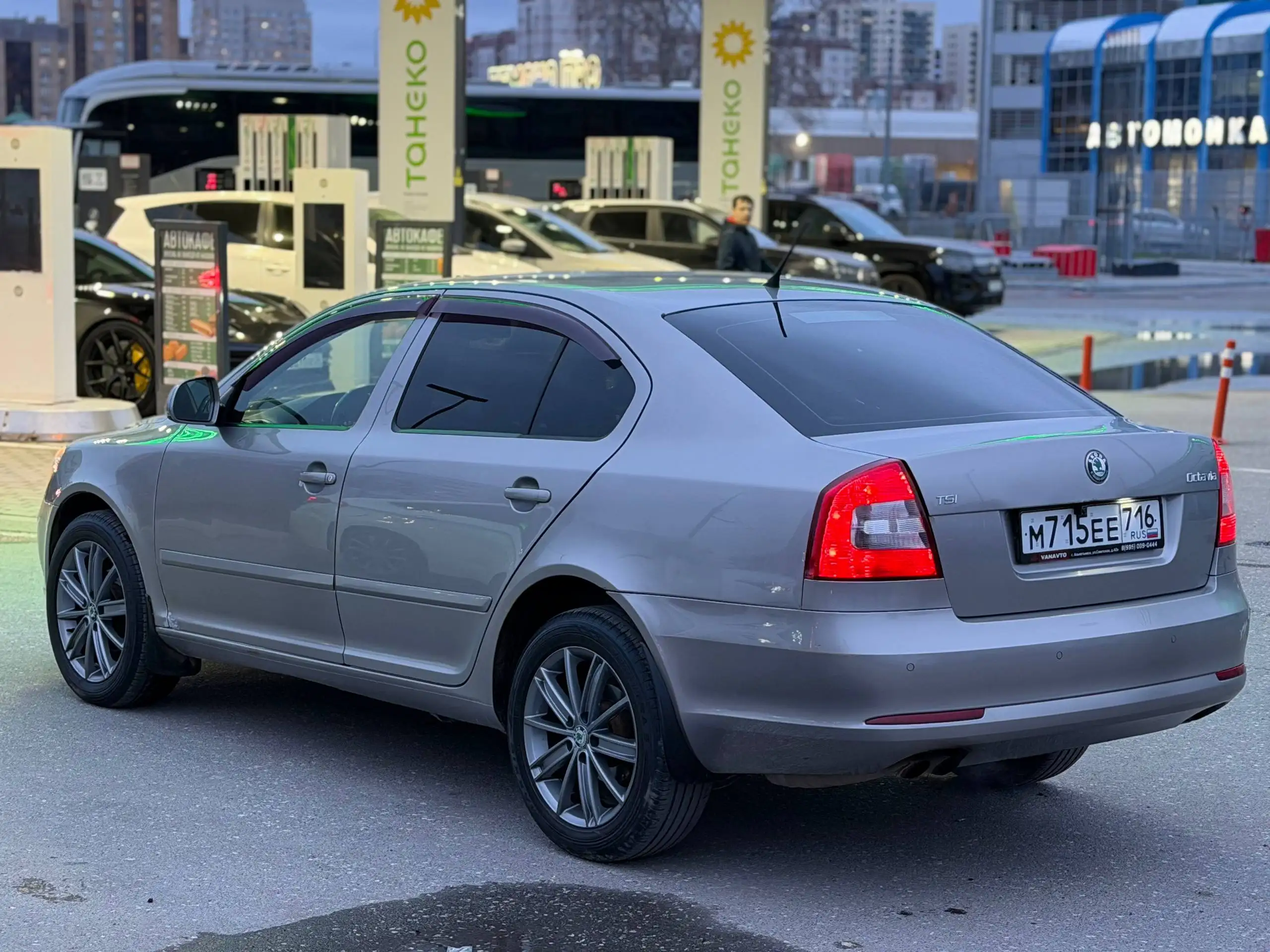 SKODA OCTAVIA A5 2011 1.4 ТУРБО АВТОМАТ - Легковые автомобили (Авто) в Казань