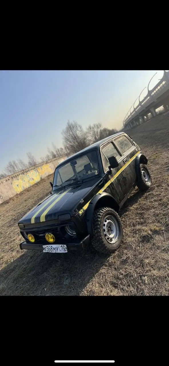Автомобиль 1990 года - Авто в Санкт-Петербург