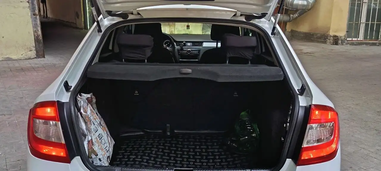 Skoda Rapid 2016 в хорошем состоянии - Легковые автомобили (Авто) в Санкт-Петербург