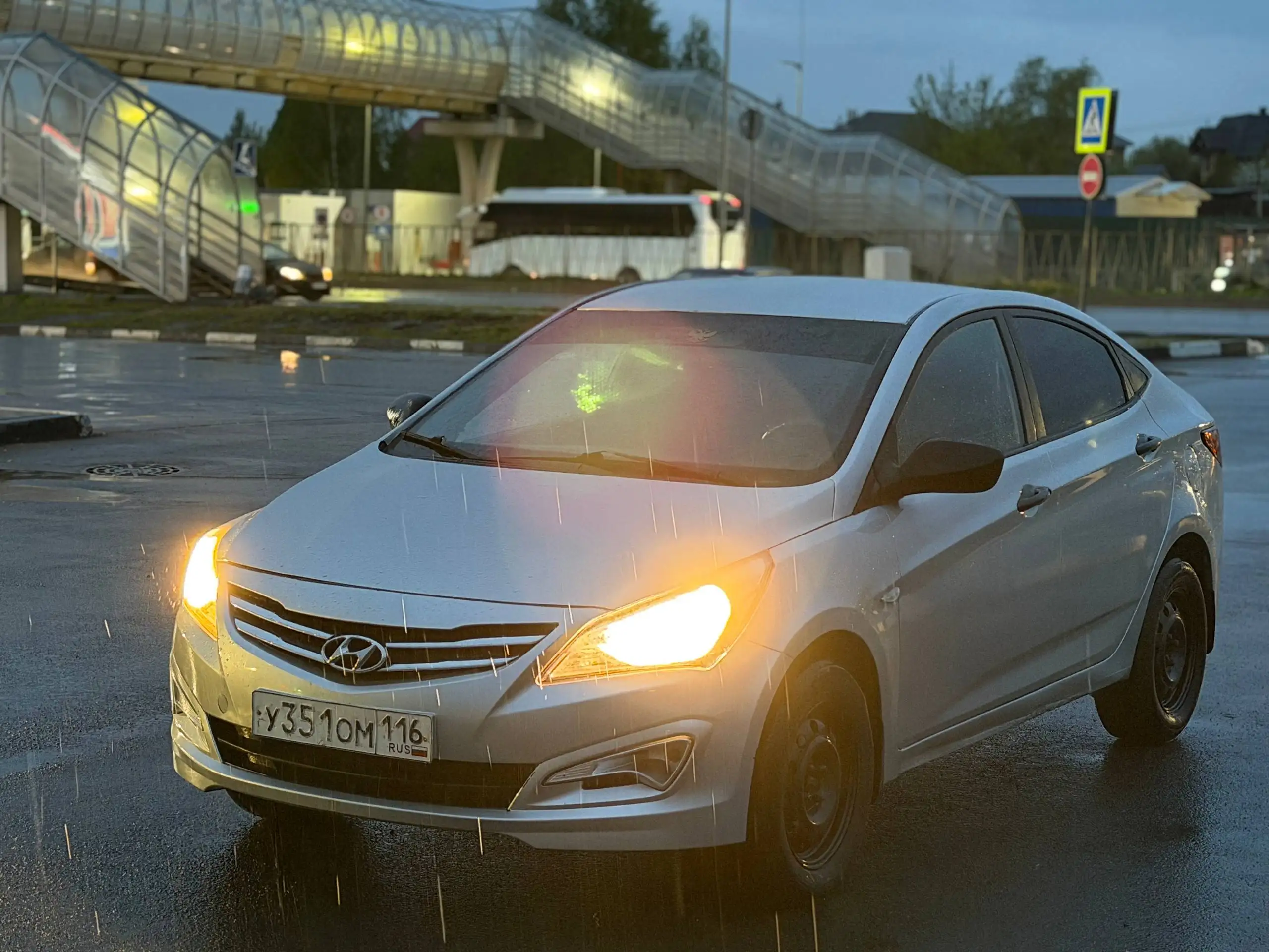 Hyundai Solaris 2015 1.4 МТ - Легковые автомобили (Авто) в Казань
