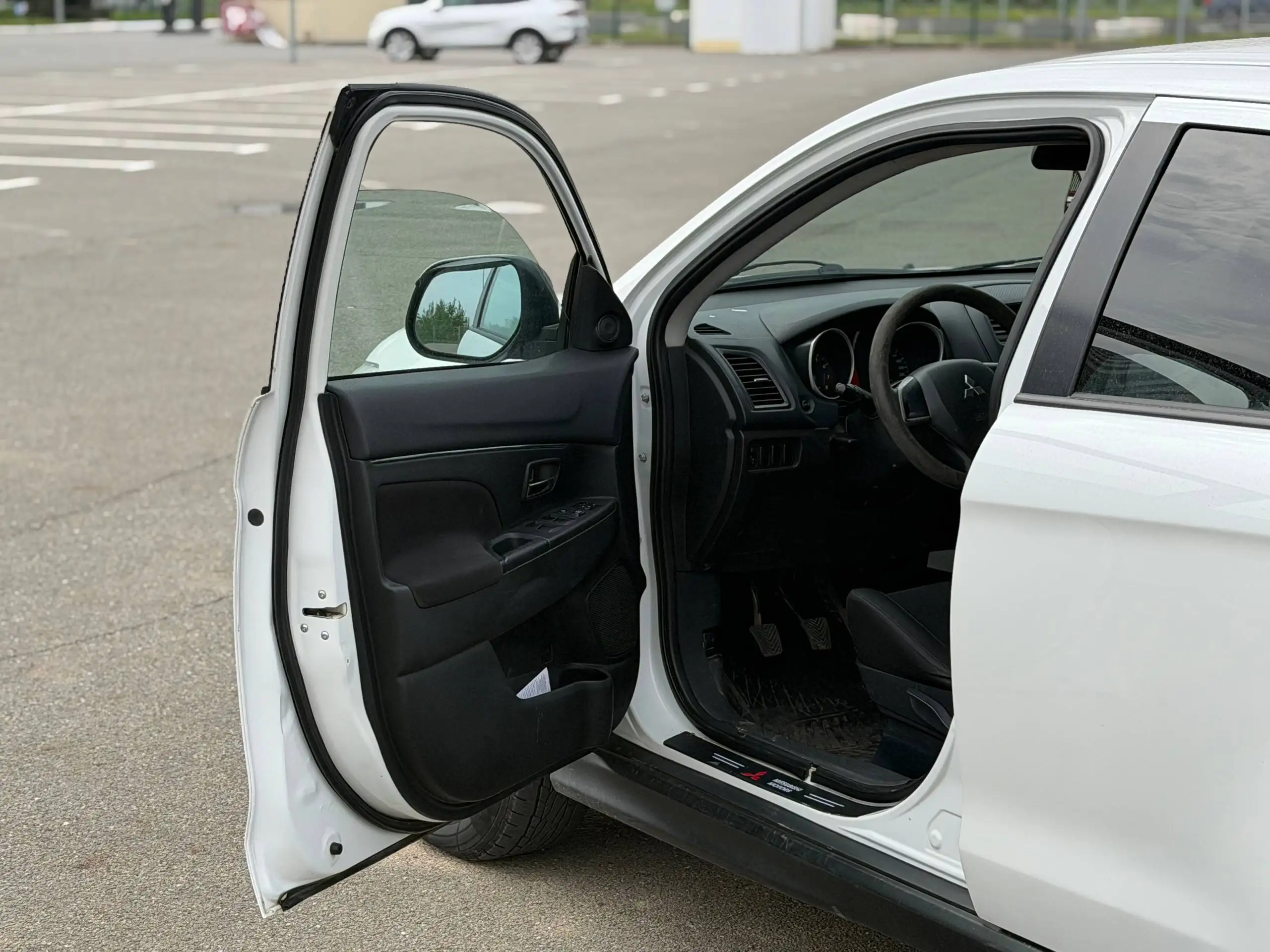 Mitsubishi ASX Рестайлинг 2014 1.6МТ - Легковые автомобили (Авто) в Казань
