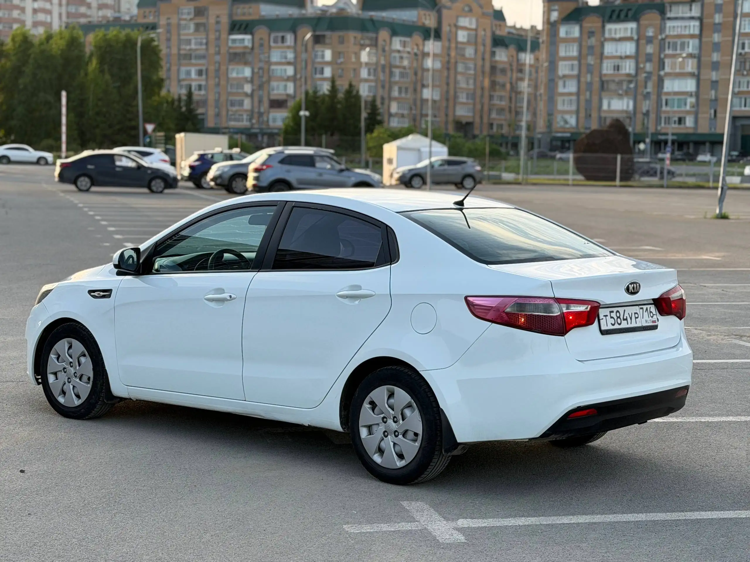 KIA RIO 1.4 АТ 2013 - Легковые автомобили (Авто) в Казань
