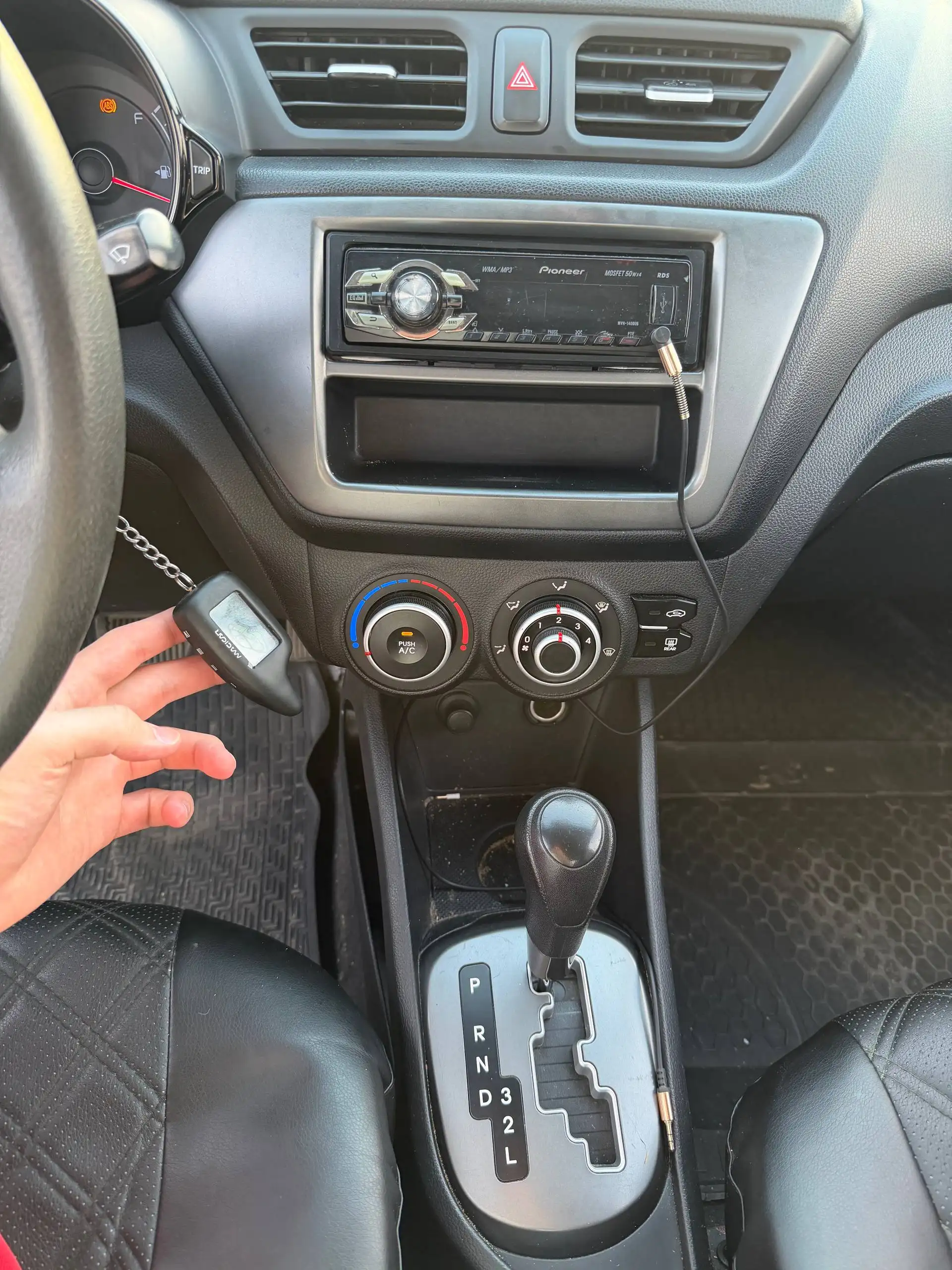 KIA RIO 1.4 АТ 2013 - Легковые автомобили (Авто) в Казань