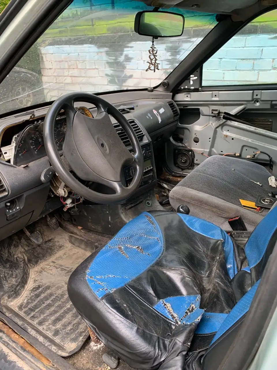 Шевроле Нива 2002 года с проблемами - Легковые автомобили (Авто) в Санкт-Петербург