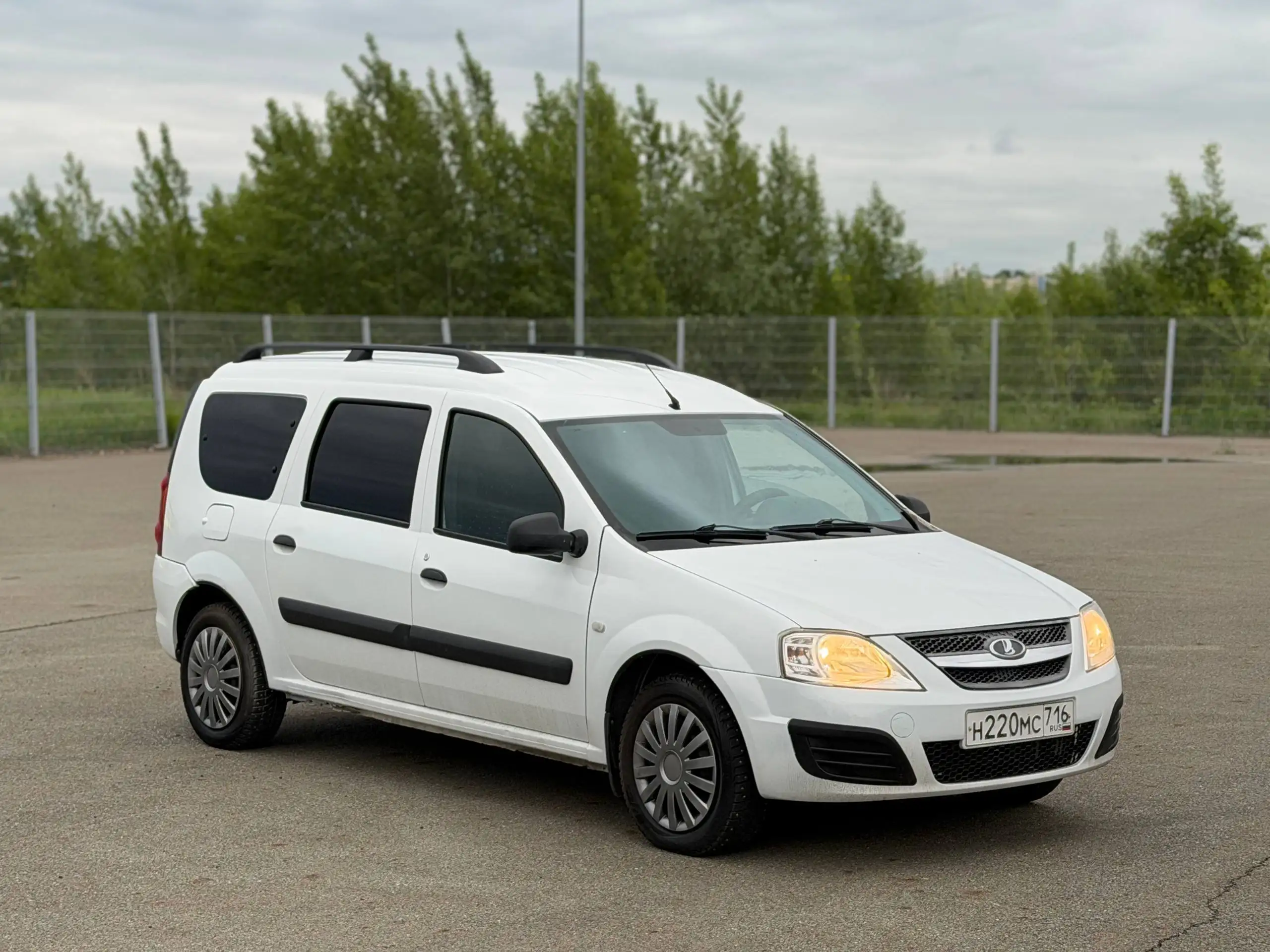 Lada Largus 1.6 2019 - Легковые автомобили (Авто) в Казань