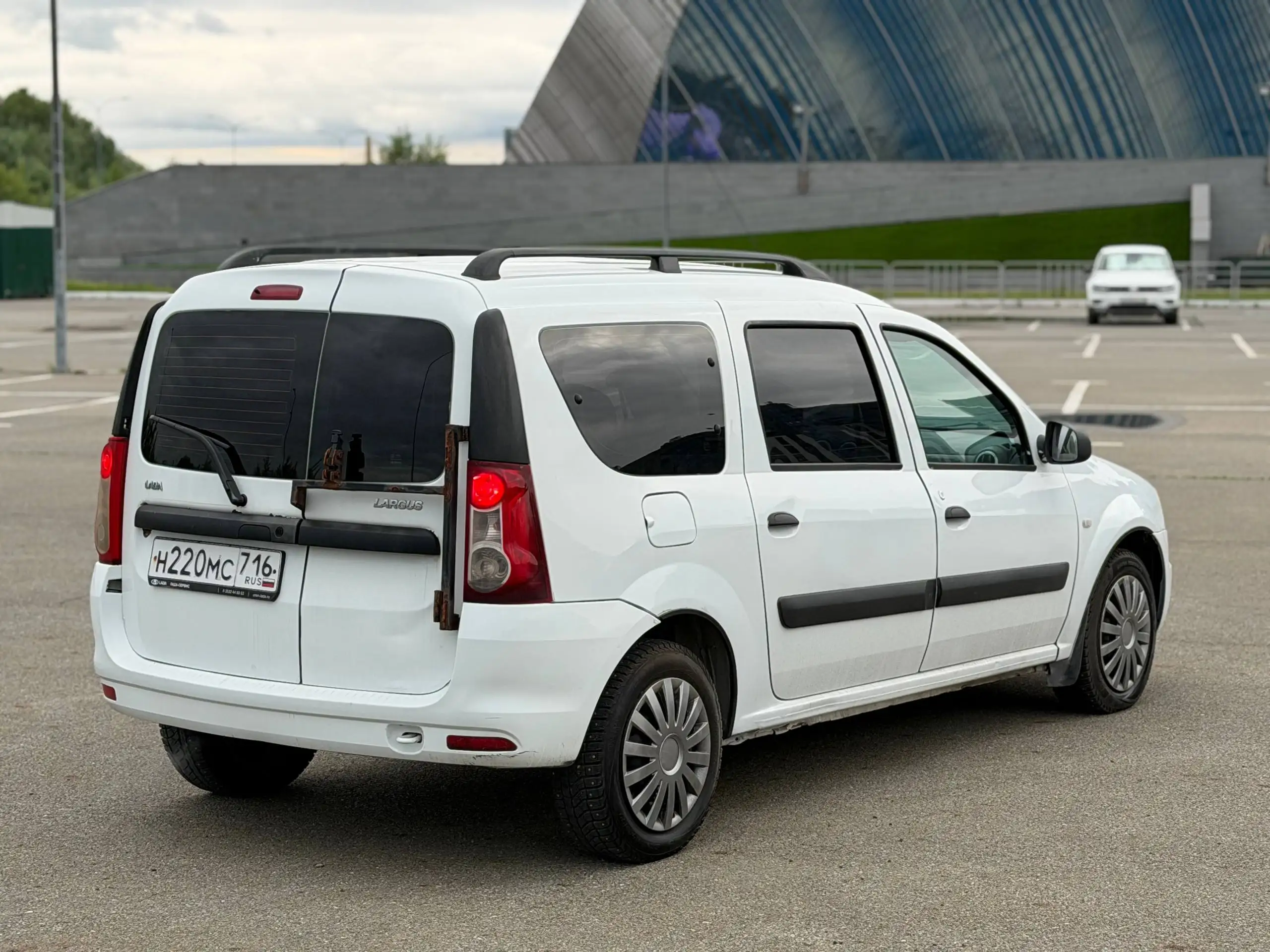 Lada Largus 1.6 2019 - Легковые автомобили (Авто) в Казань