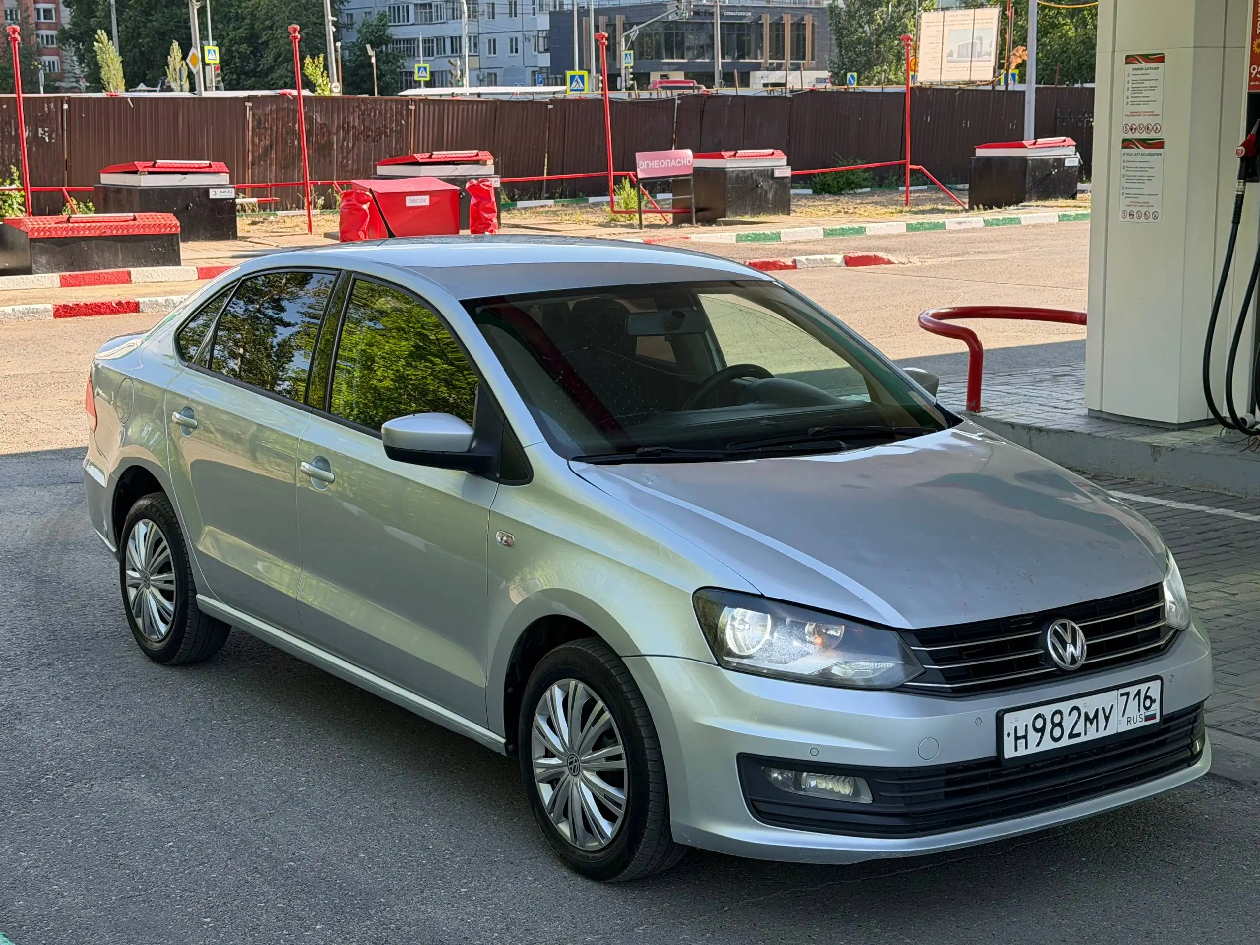 VW Polo 2016 Рест. 1.6 AT - Легковые автомобили (Авто) в Казань