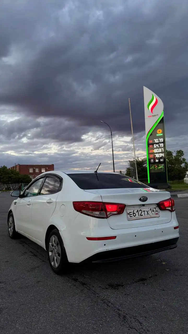 KIA Rio 2016 рестайлинг - Легковые автомобили (Авто) в Санкт-Петербург