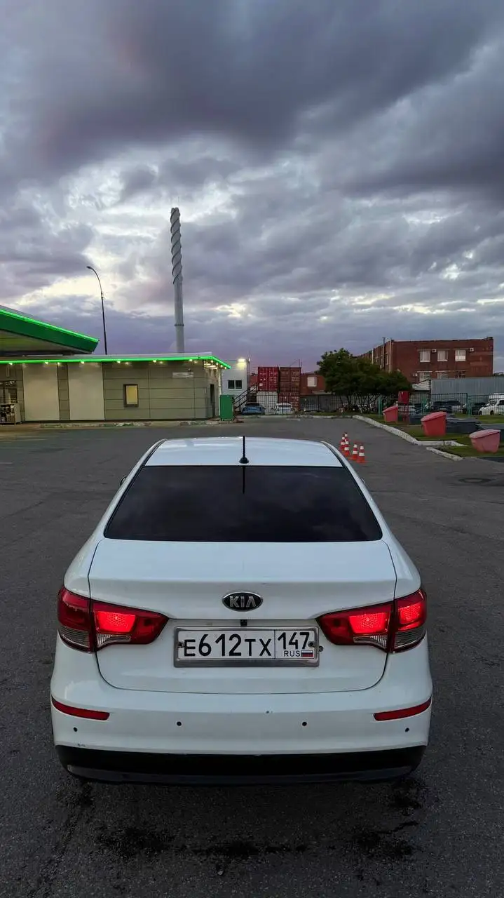 KIA Rio 2016 рестайлинг - Легковые автомобили (Авто) в Санкт-Петербург