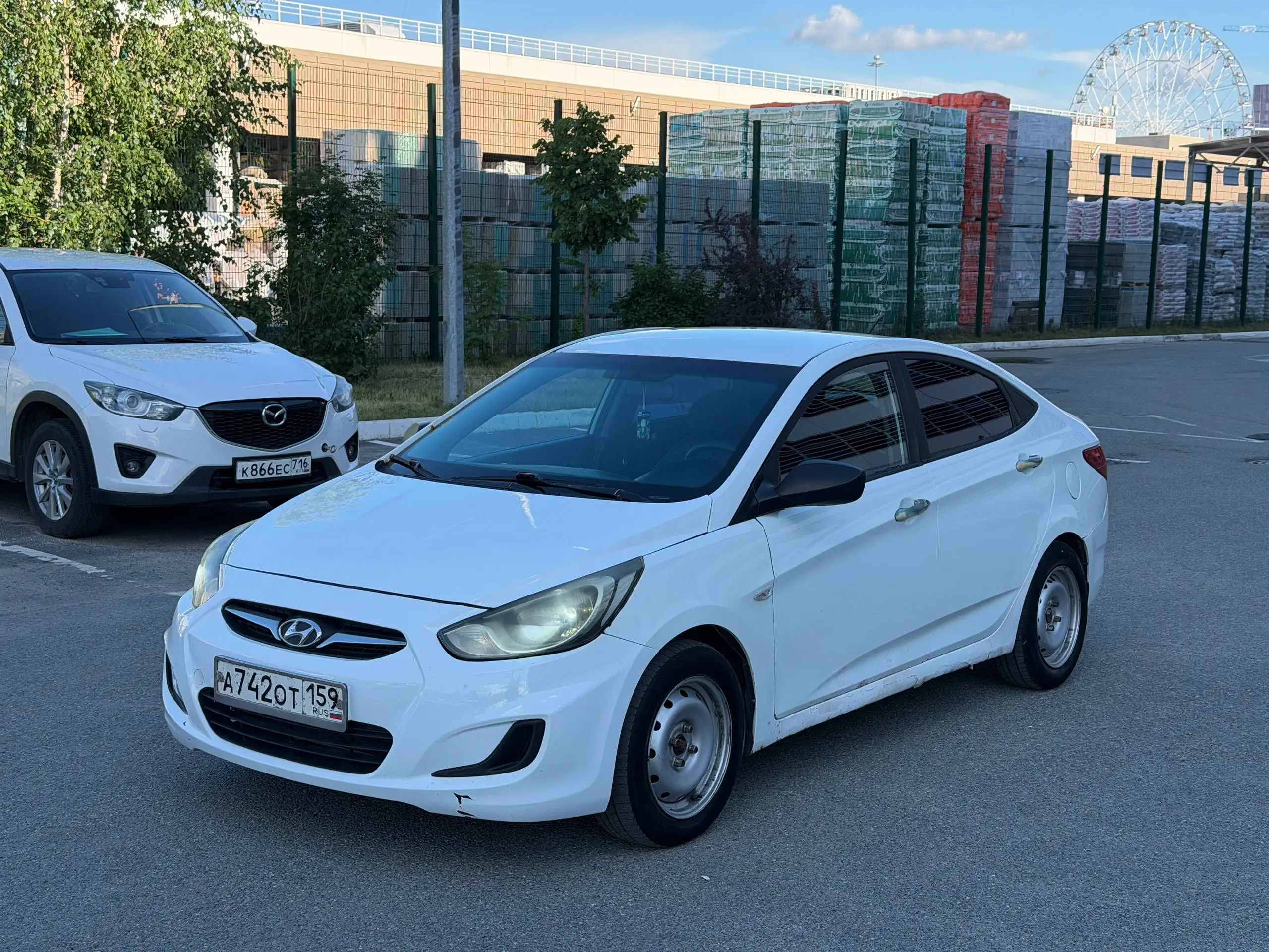 Hyundai Solaris 2012 1.4 МТ - Hyundai Solaris (Авто) в Казань