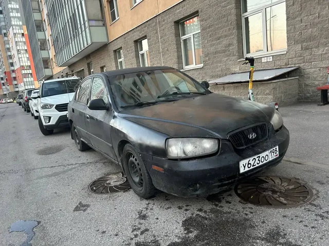 Hyundai Elantra 2001 г. - null в Санкт-Петербург