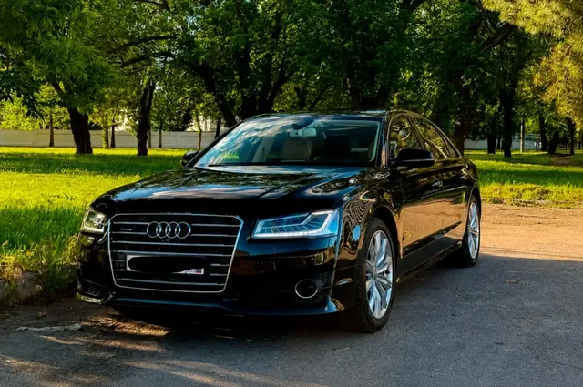Audi A8 2016 - Авто в Санкт-Петербург