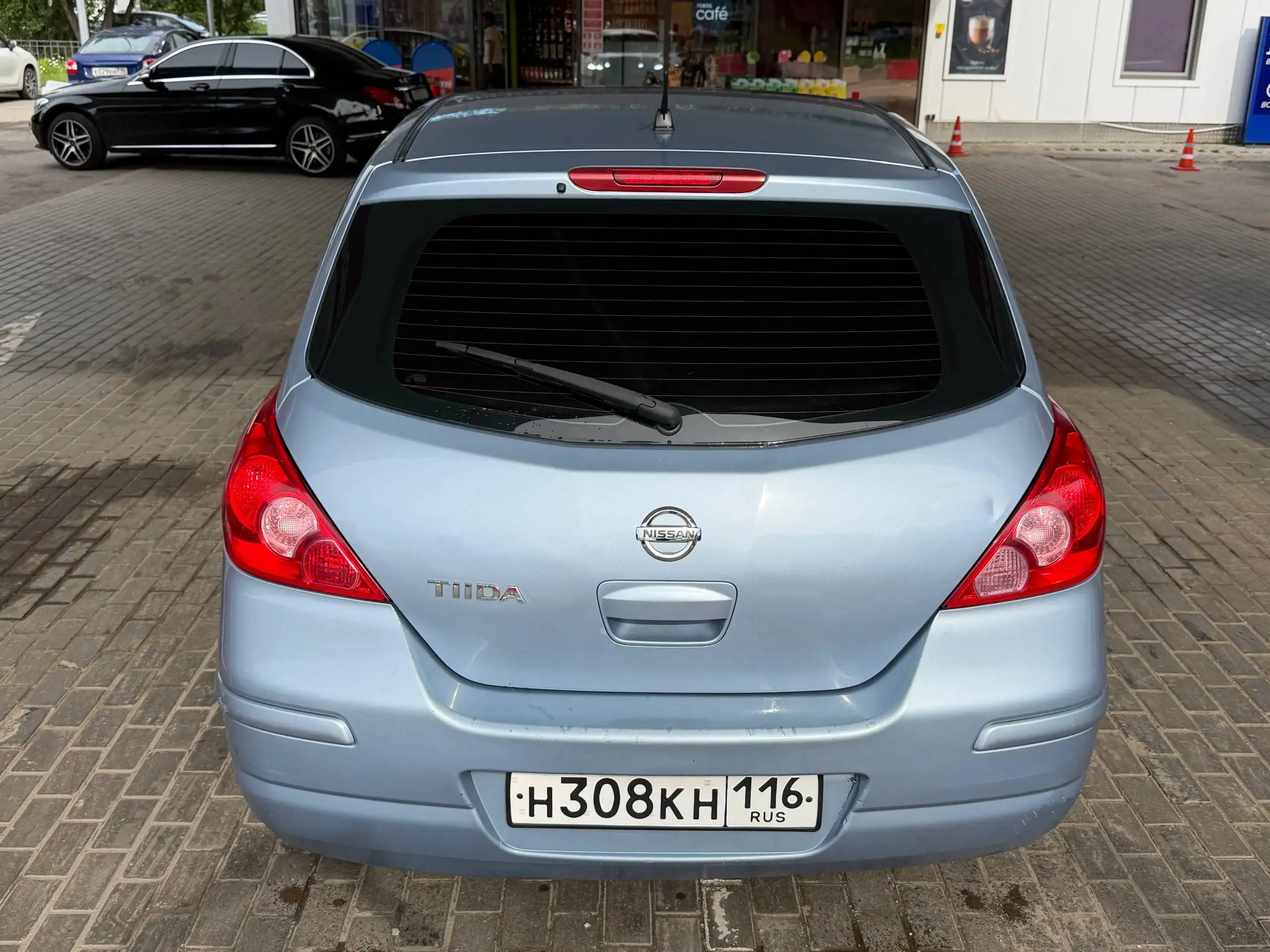 Nissan Tiida Рест 2011 1.6 МТ - Nissan Tiida (Авто) в Казань