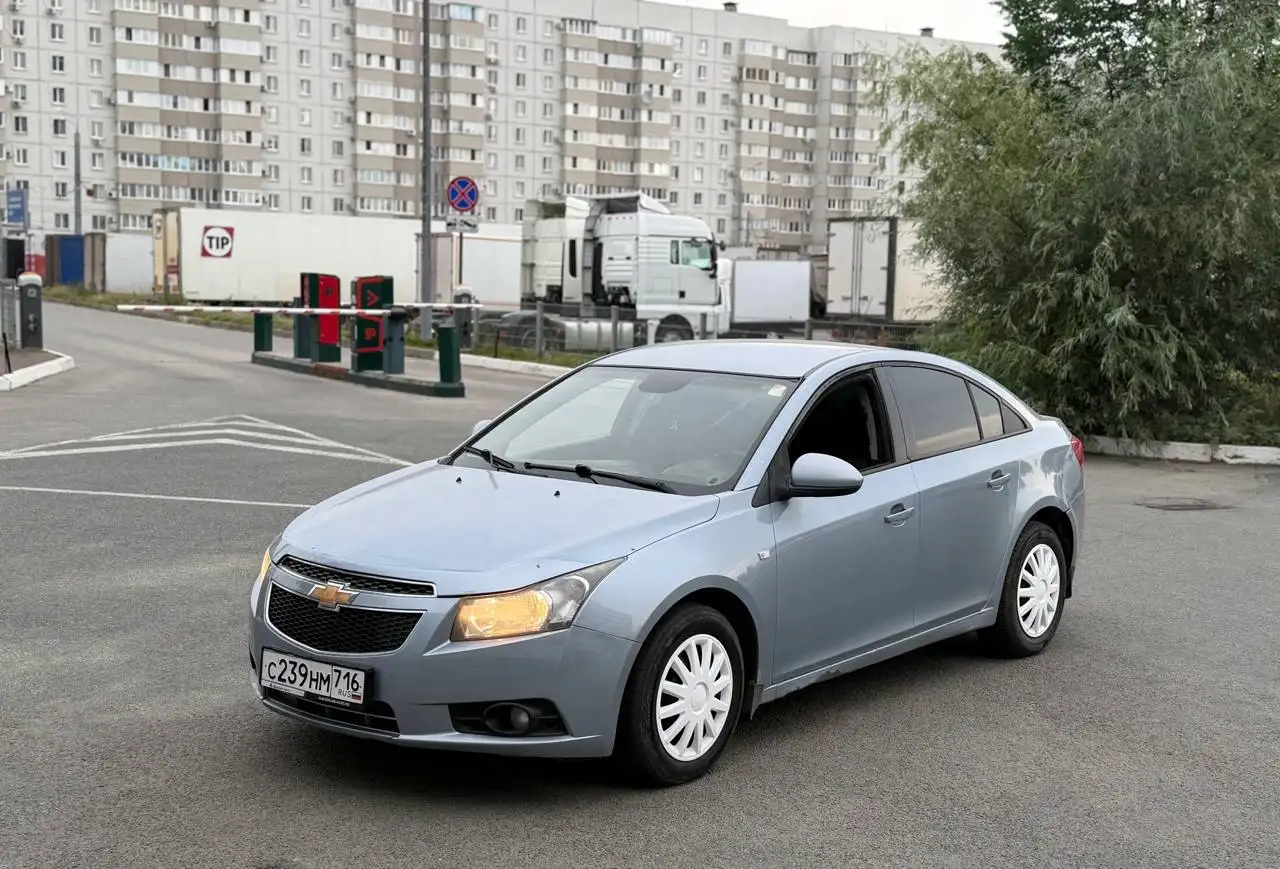 2 хоза и база: Круз 1.6 2013, 500+ - Легковые (Авто) в Санкт-Петербург