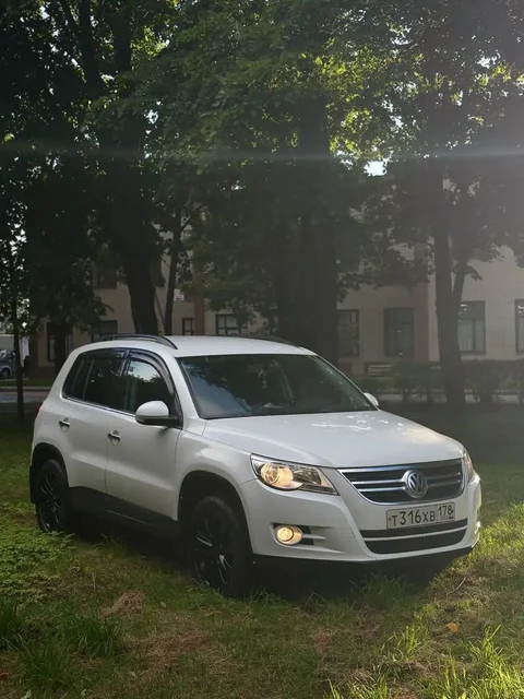 Volkswagen Tiguan 1.4 MT 2010 продажа - Мотоциклы и квадроциклы в Санкт-Петербург