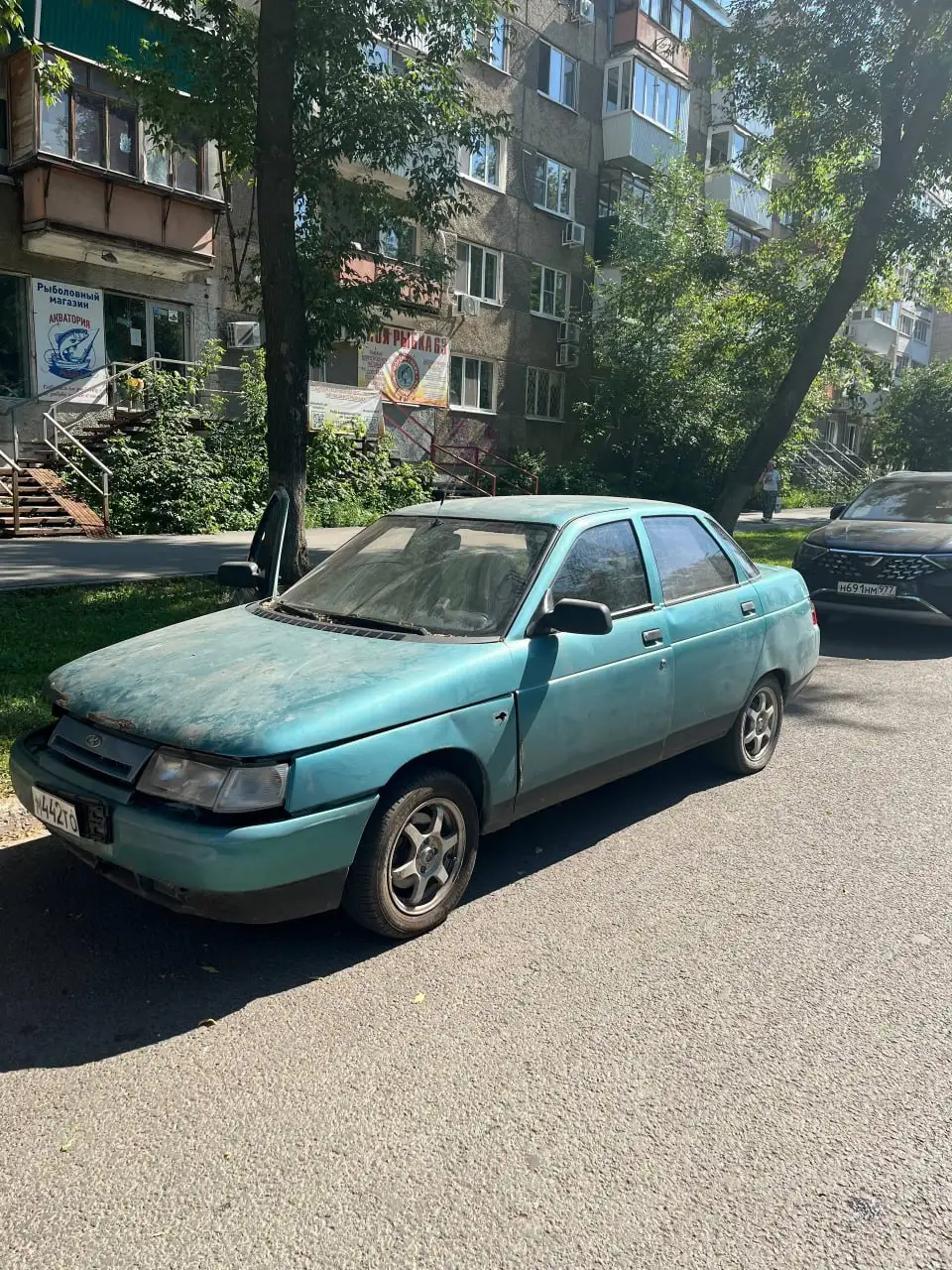 ВАЗ 2110, 2004 г., цвет афалина, цена 28000 руб. - Авто в Санкт-Петербург