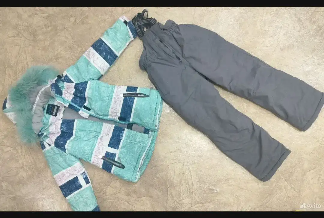 Зимний костюм Lassne на рост 116-122 с натуральным мехом енота