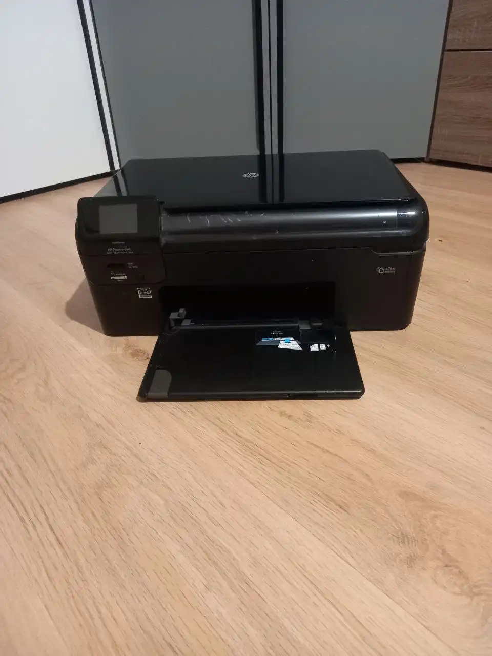 Продам неисправный принтер HP