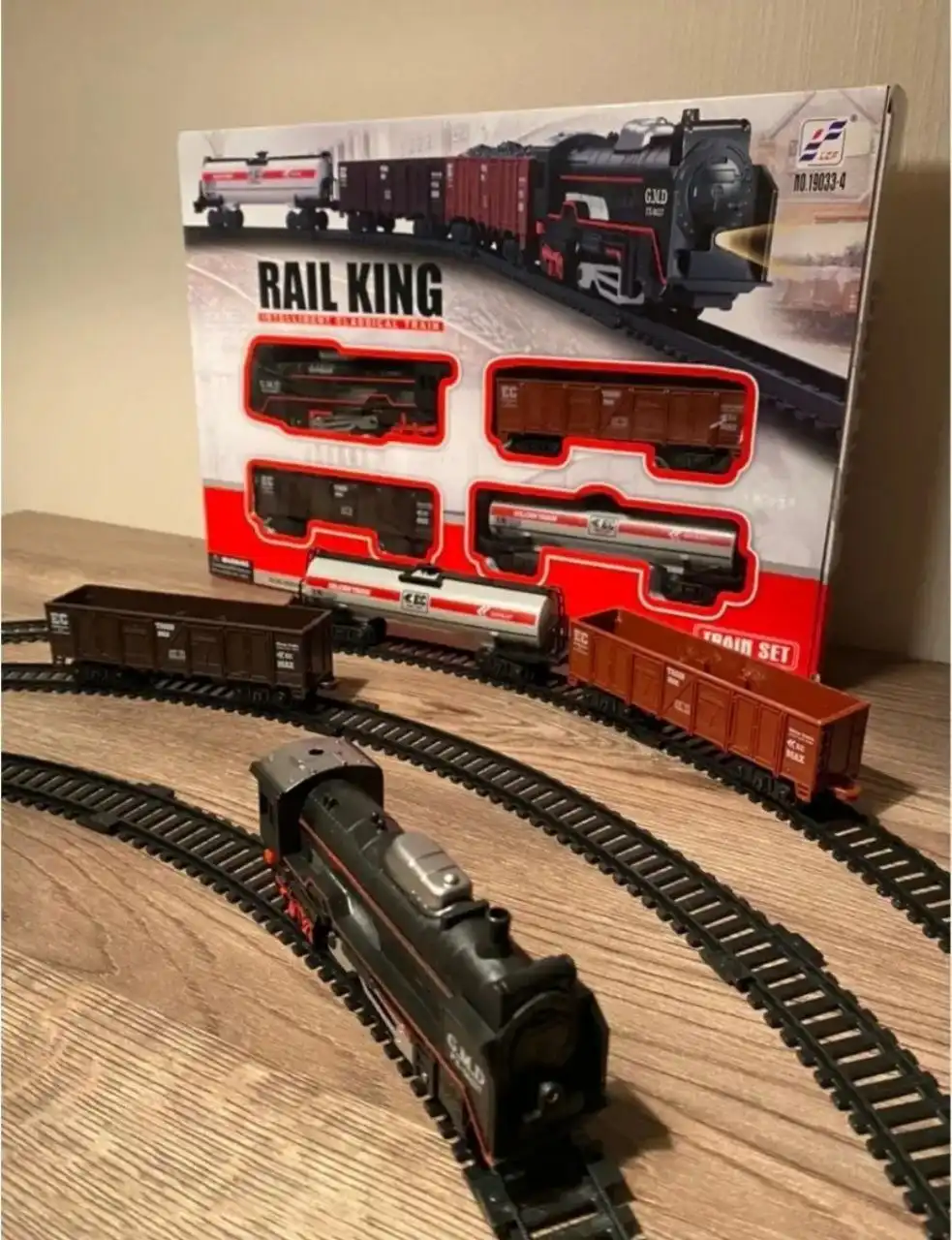 Продажа железной дороги с электропоездом б/у