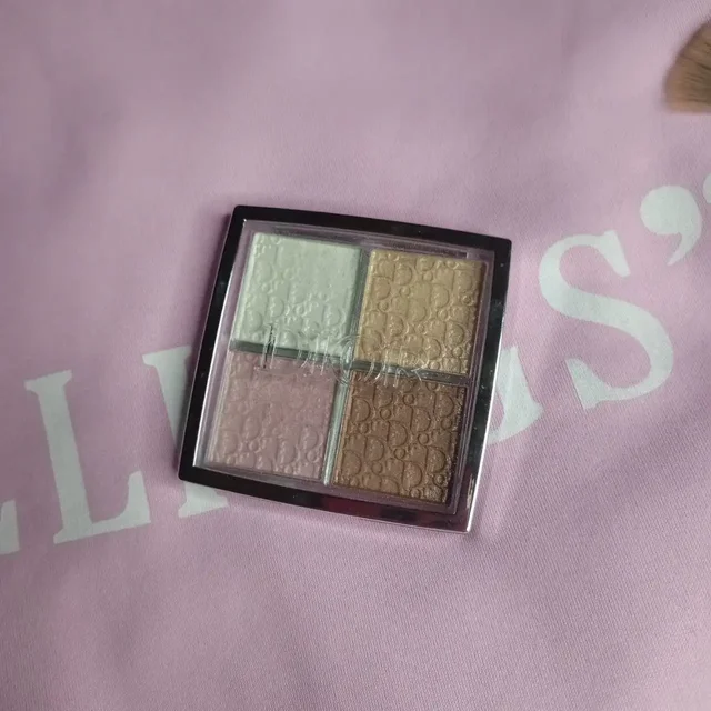 Палетка Dior б/у - Красота и здоровье в Энгельс