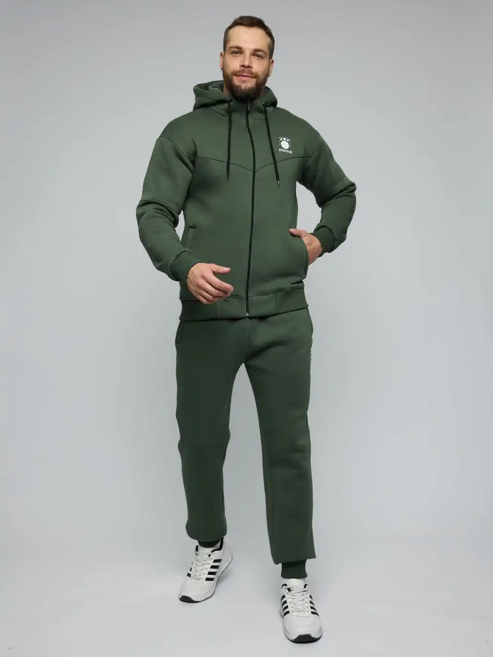 Распродажа теплых костюмов - Костюмы (Одежда) в Энгельс