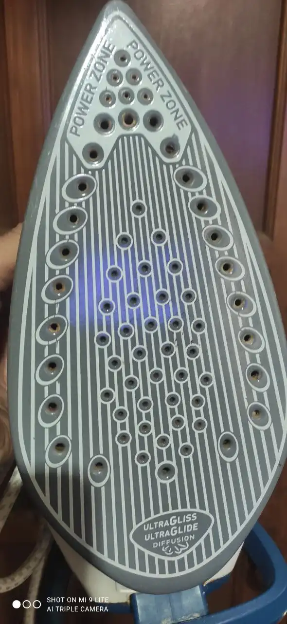 Паровые утюги б/у в отличном состоянии - Техника для дома (Для дома и дачи) в Энгельс