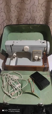 Рабочая швейная машинка - Барахолка в Энгельс