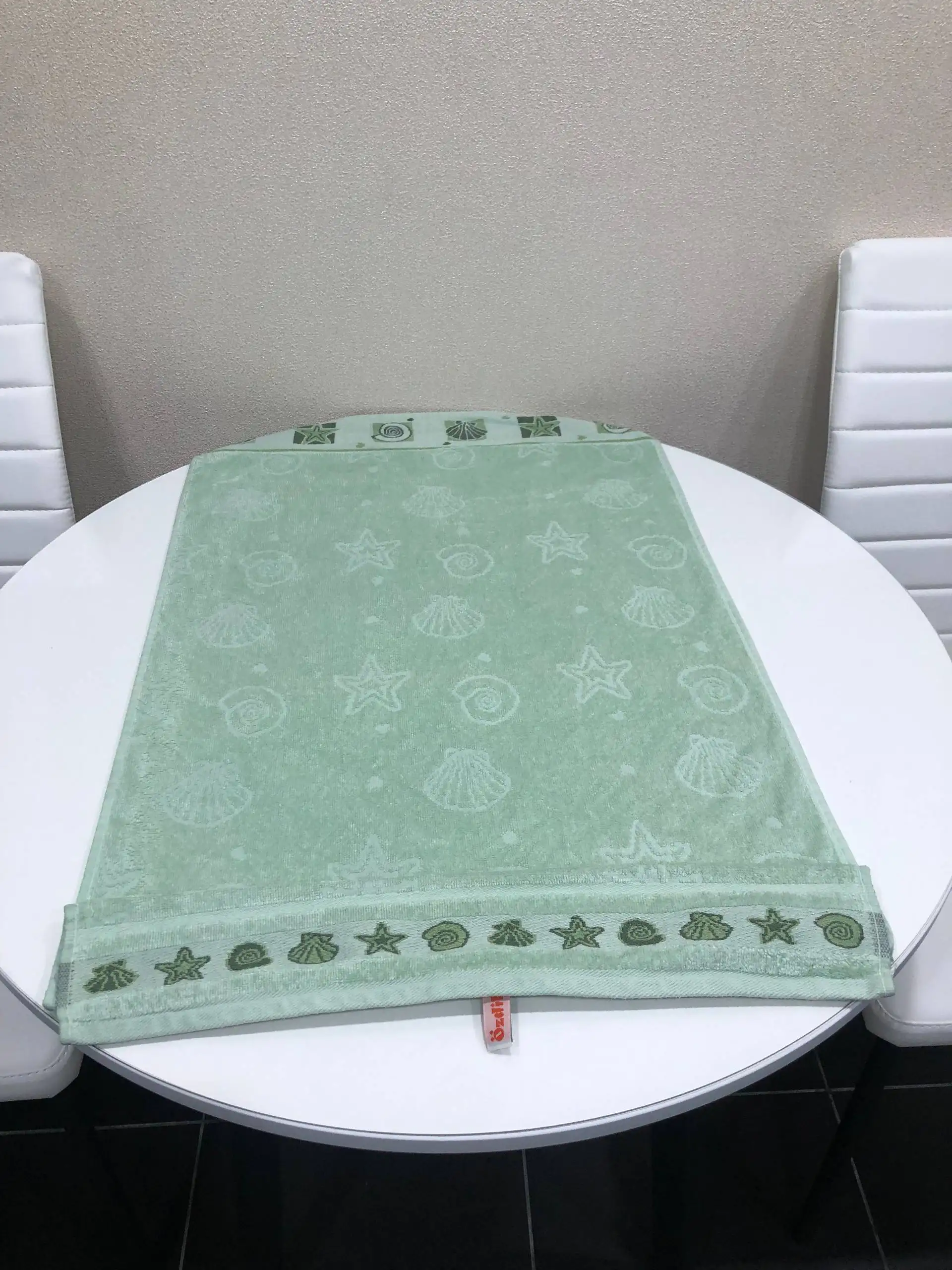 Полотенца б/у в отличном состоянии - Полотенца (Барахолка) в Саратов