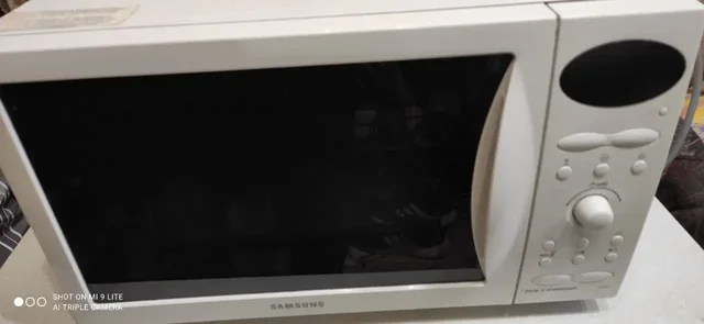 Продажа микроволновки б/у с грилем и конвекцией - Декор в Энгельс