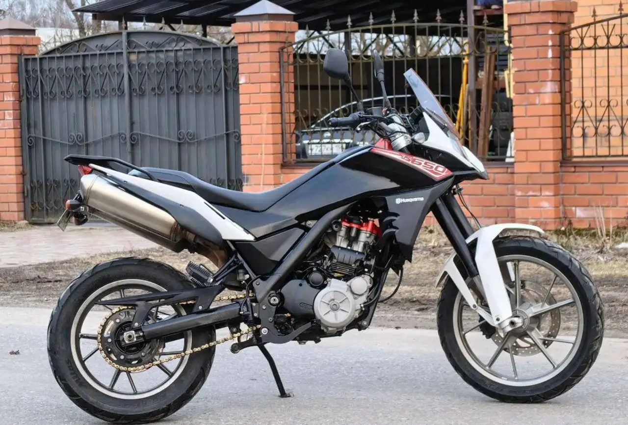 Продажа мотоцикла Husqvarna TR 650 2013 года - Мотоциклы (Авто) в Энгельс