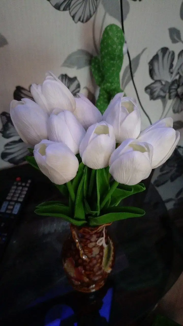 Силиконовые тюльпаны в наличии - Хобби и отдых в Энгельс