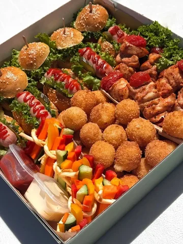 Услуги детского кейтеринга с гастробоксами - Гравировка в Энгельс