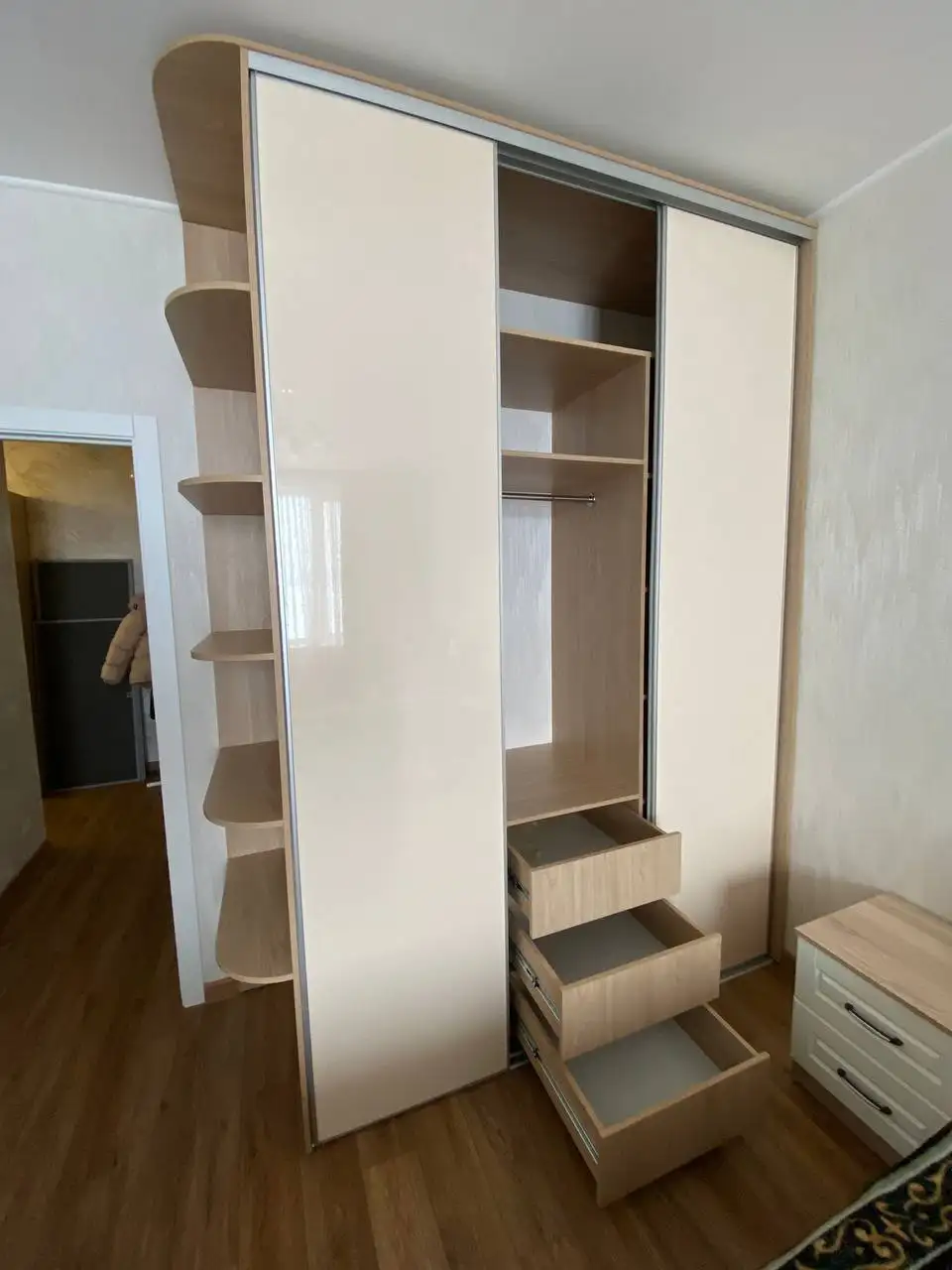 Шкаф-купе - Мебель (Для дома и дачи) в Энгельс-Саратов