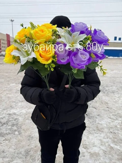 Продажа различных цветов в наличии - Спорттовары в Энгельс