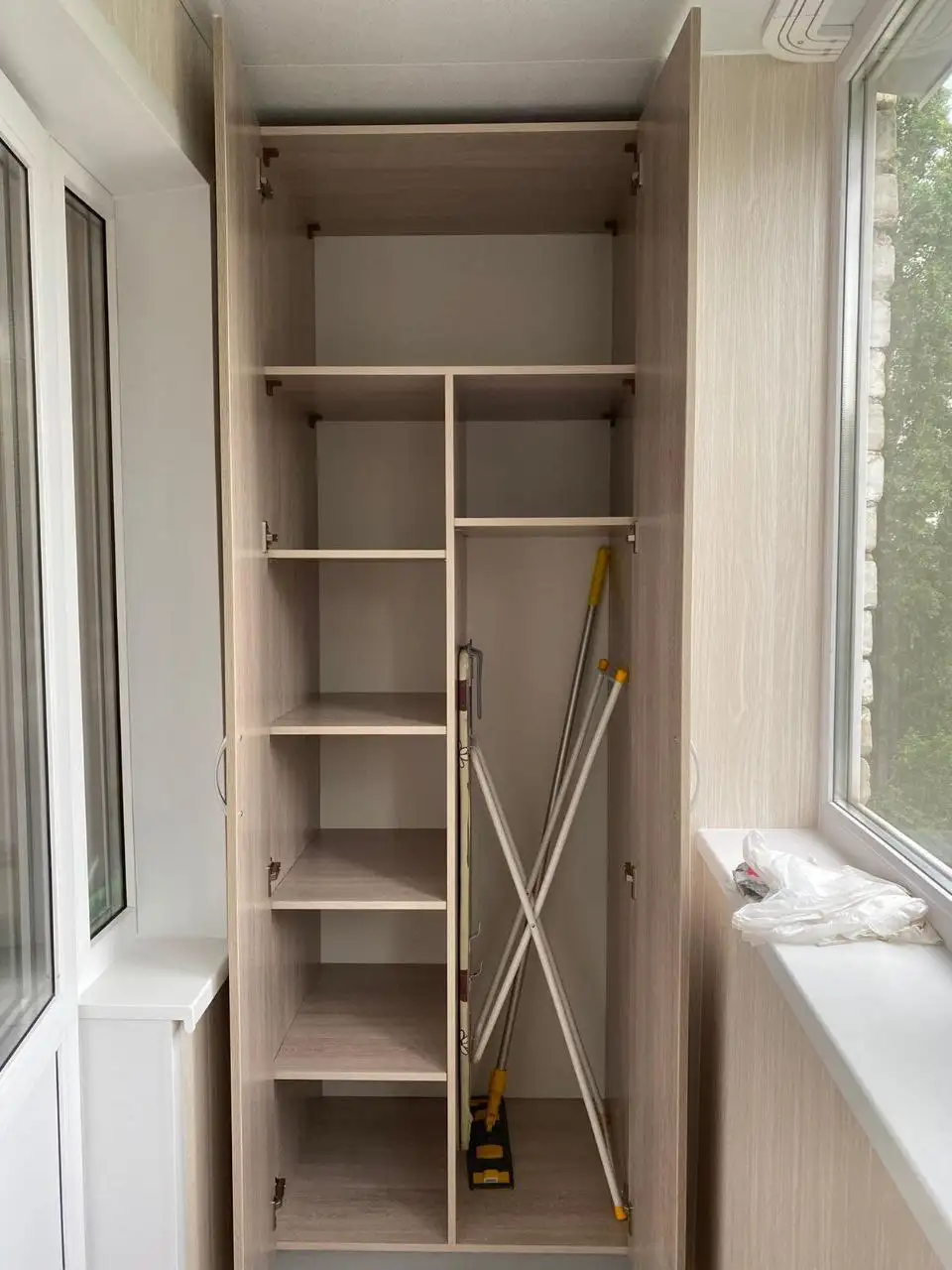 Изготовление шкафов на лоджию и балкон по индивидуальным размерам - Мебель (Услуги) в Энгельс