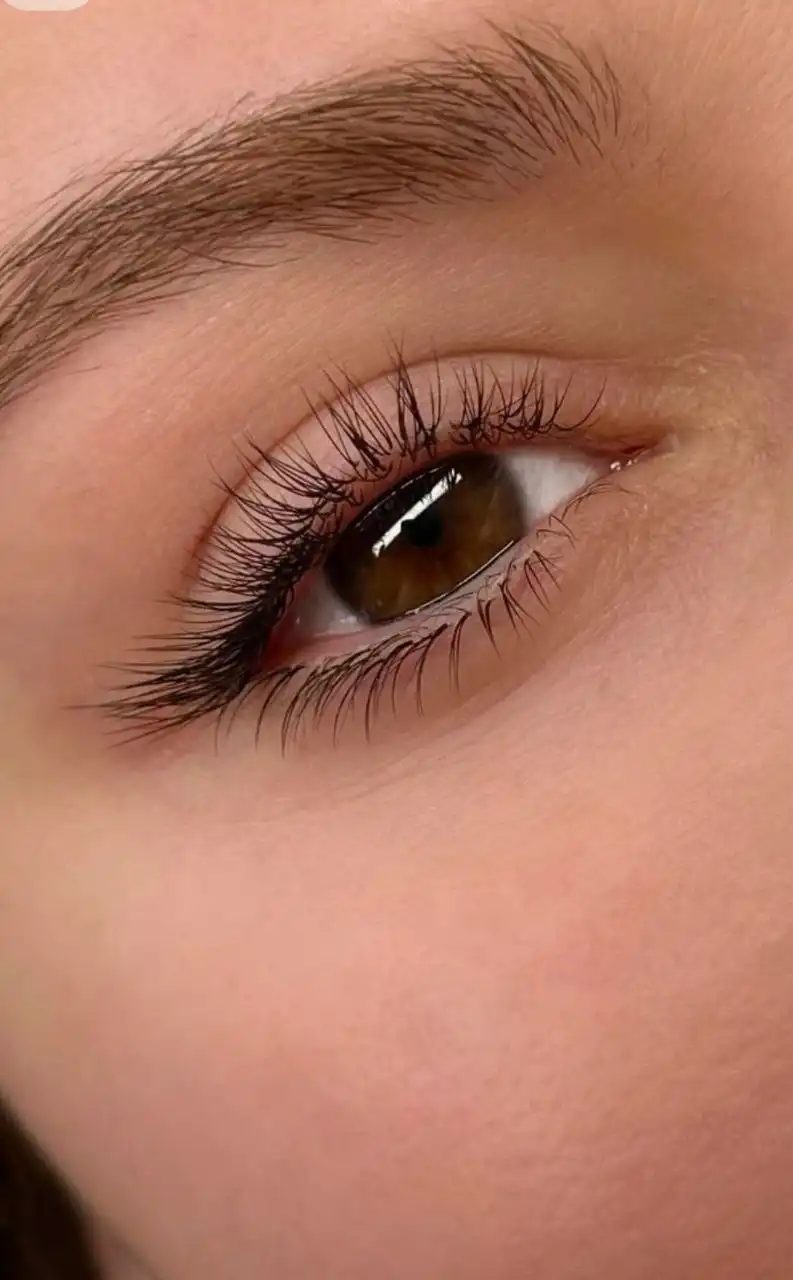 Наращивание ресниц в Энгельсе