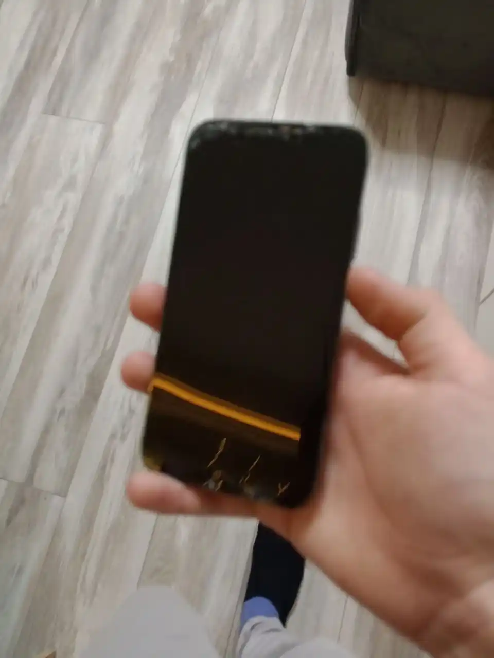 Продам iPhone 13 Pro Max