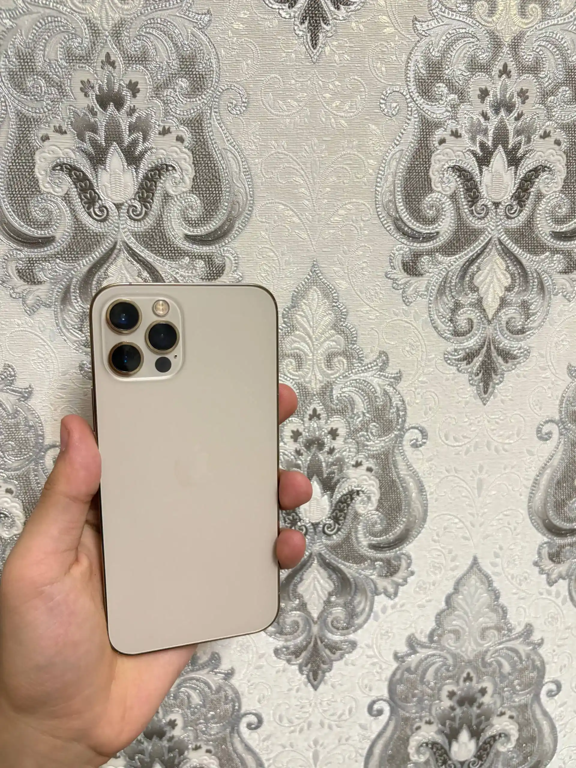 Смартфон 12 на 128 гб