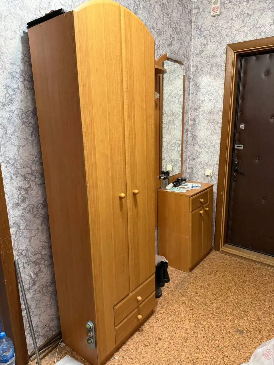 Продам стенку в хорошем состоянии