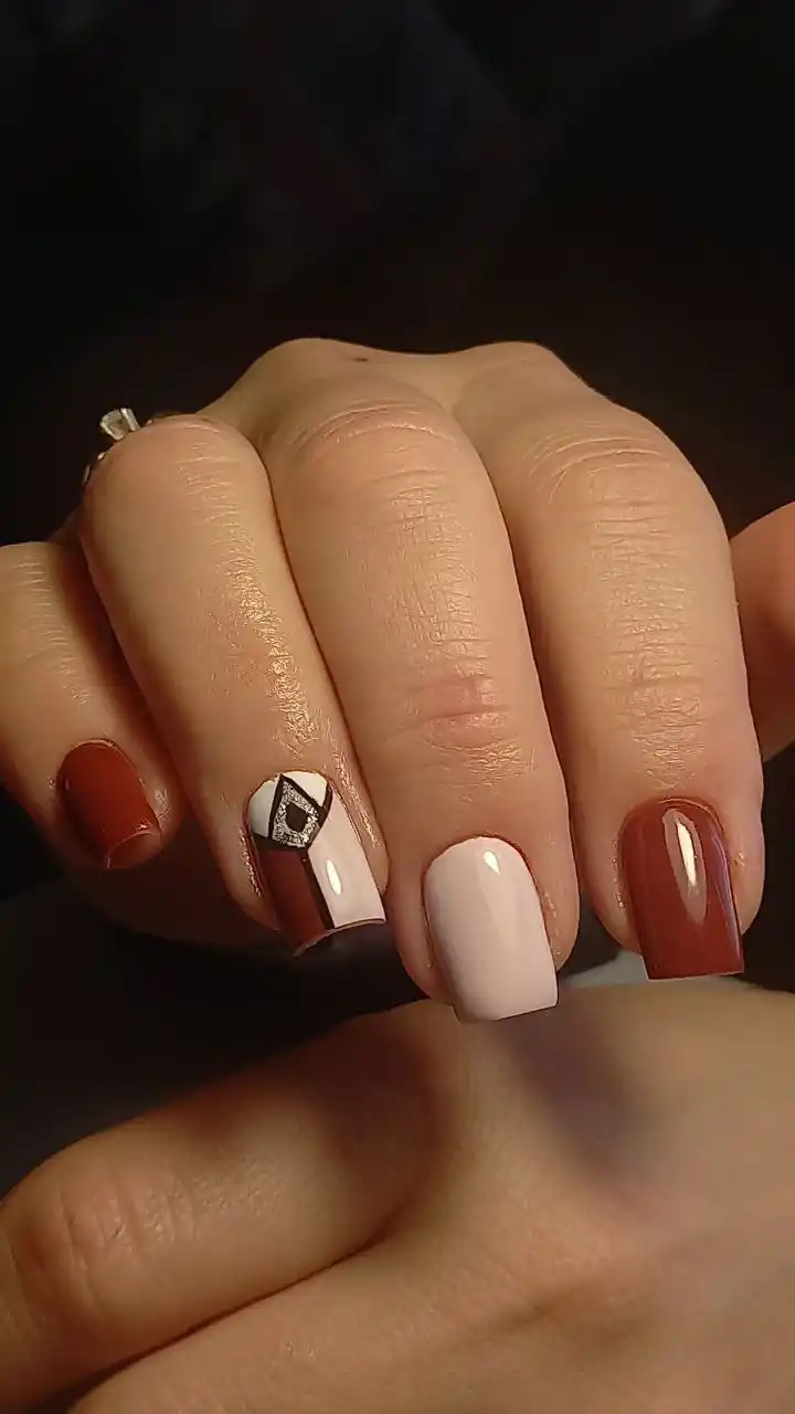 Услуги маникюра и педикюра