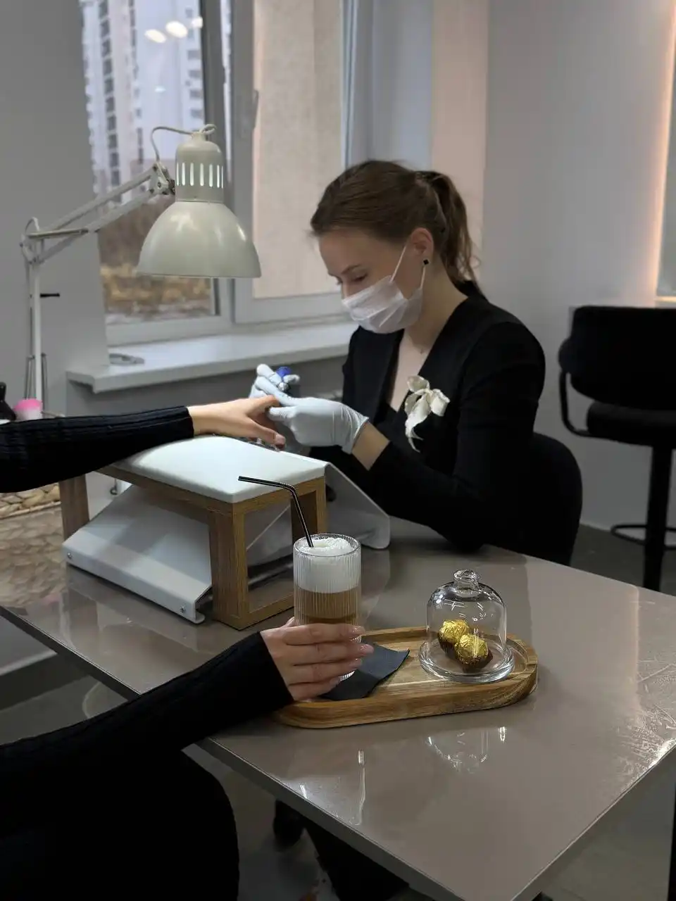 Предновогодняя запись в студии красоты - Красота и здоровье в Саратов