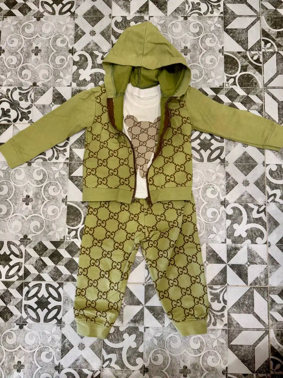 Костюмы 80-86 размер