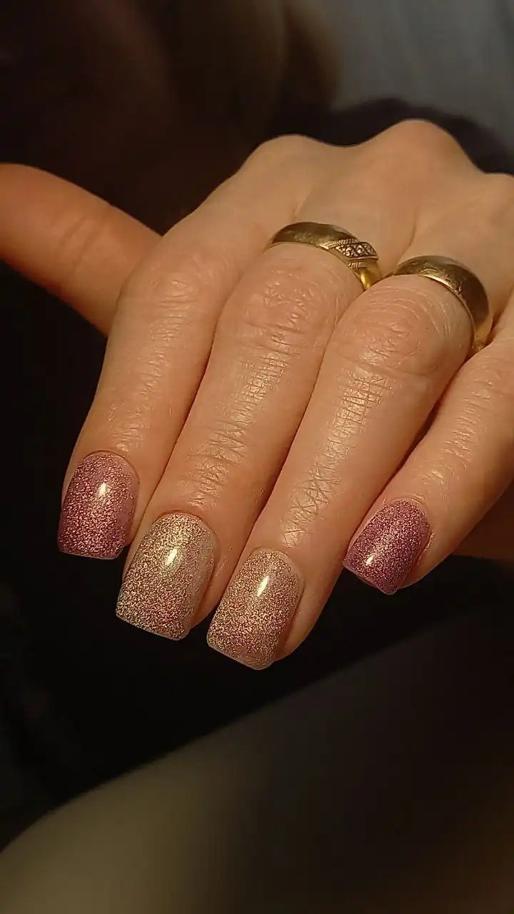 Услуги маникюра и педикюра