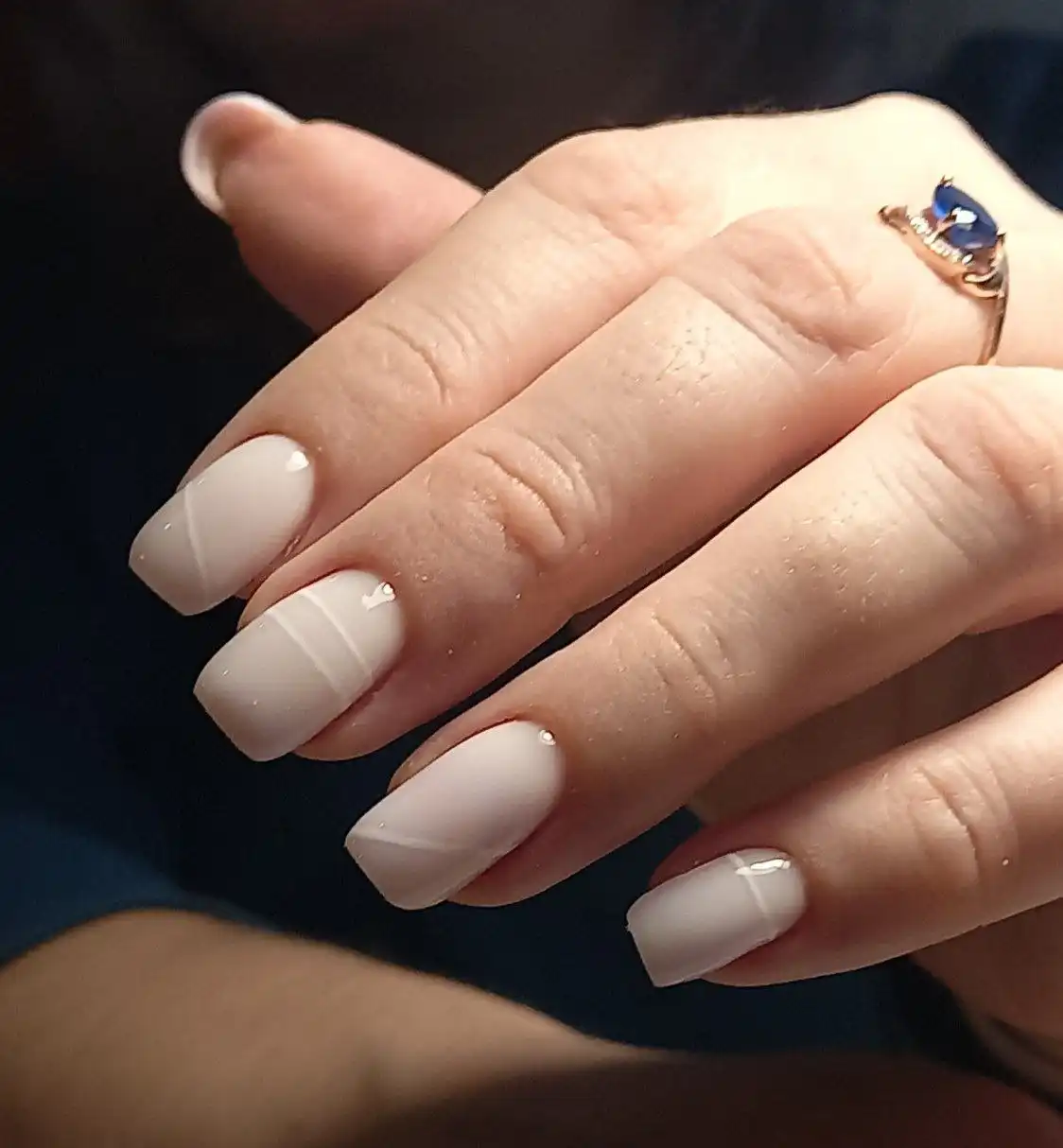 Услуги маникюра и педикюра