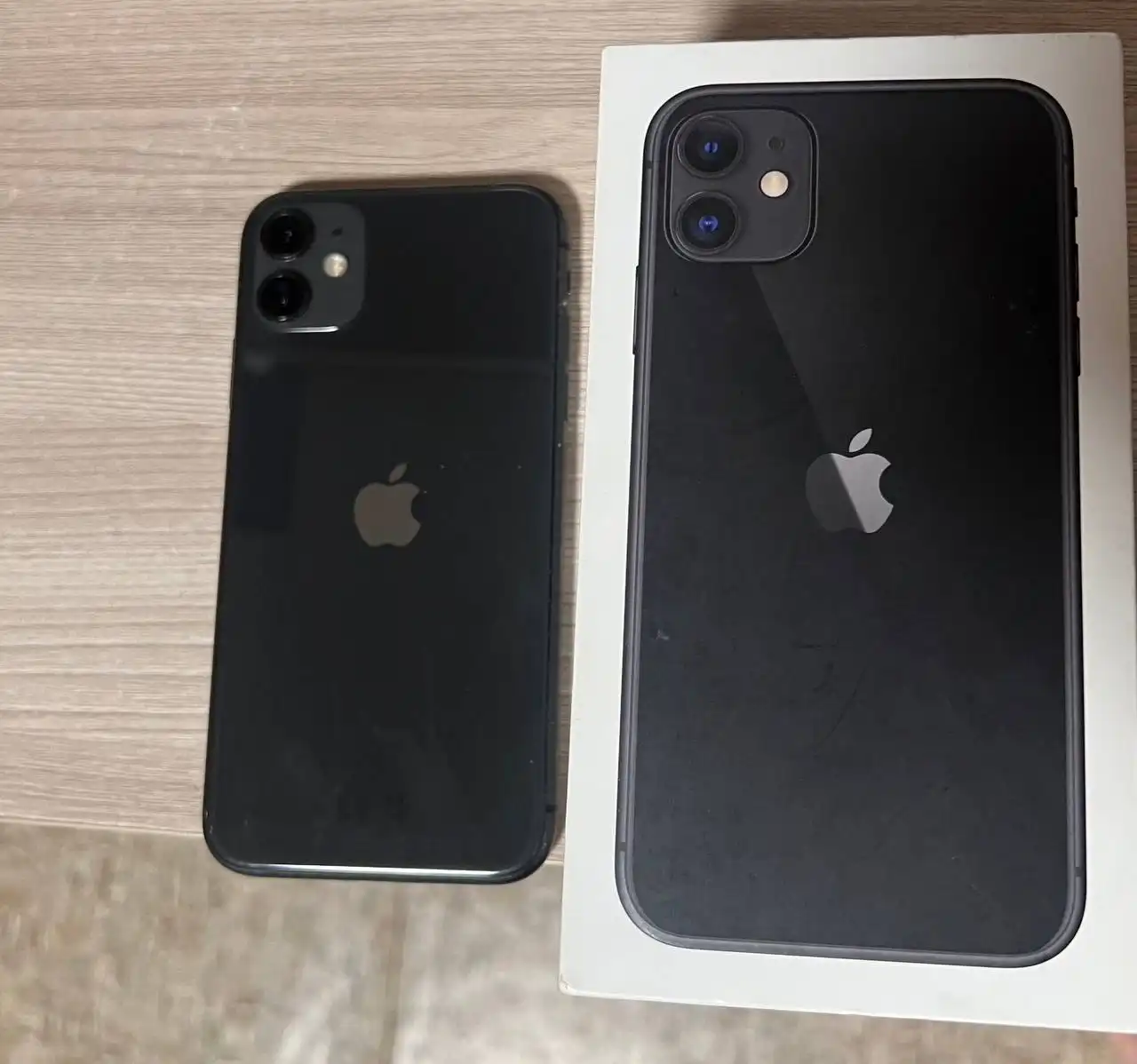 iPhone 11 128 ГБ с царапинами