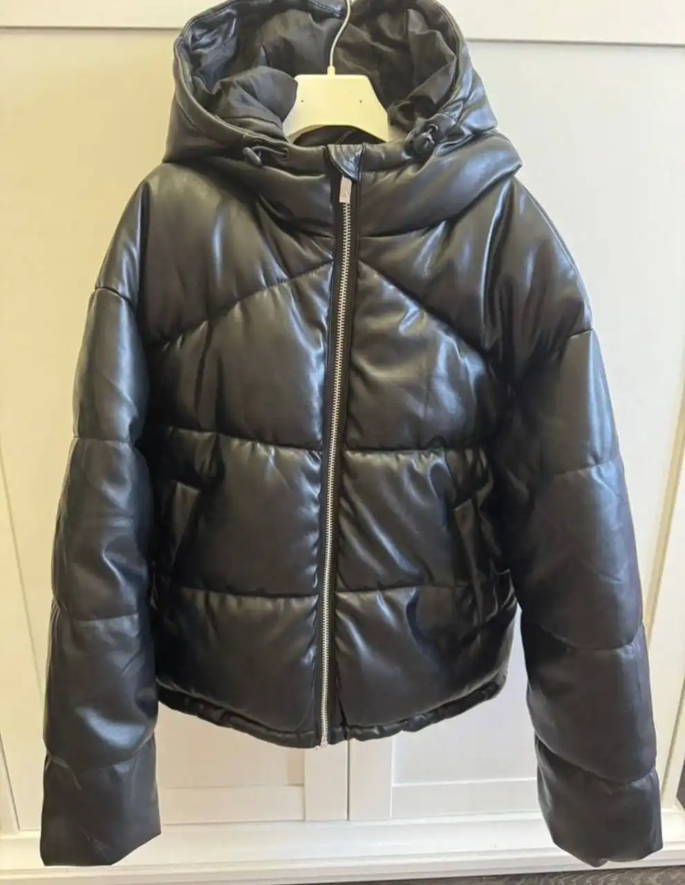 Стильная зимняя куртка Acoola для девочки