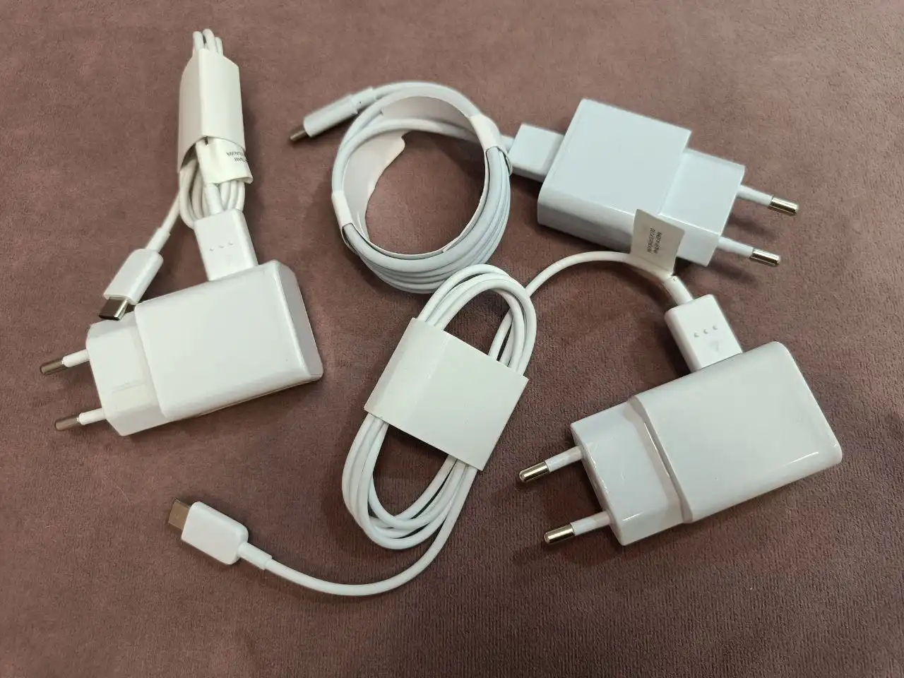 Зарядные устройства для IQOS, LIL и телефонов